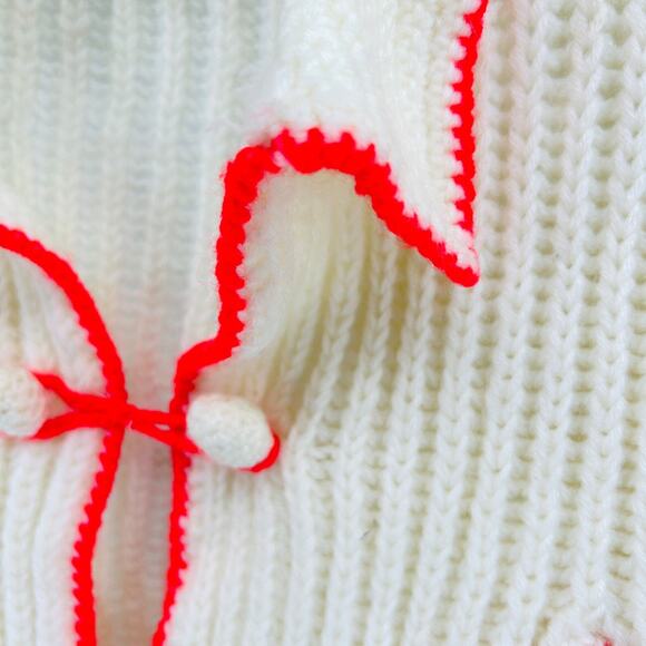 Handmade Girls Kids White Sweater Knit Cape with Neon Red Trim Size 6 / 8 - Picture 2 of 6